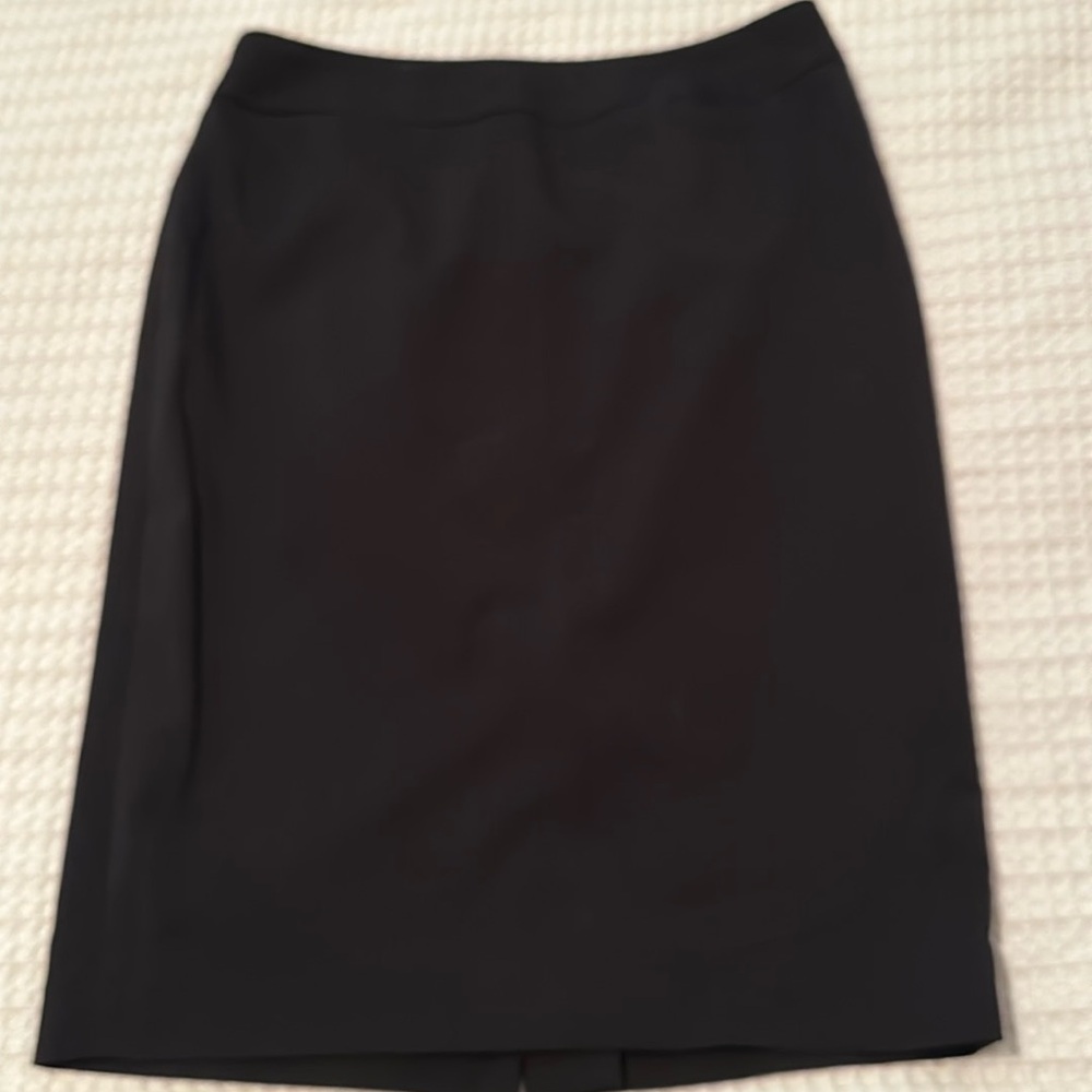 Jones & Co lined black pencil skirt size 6